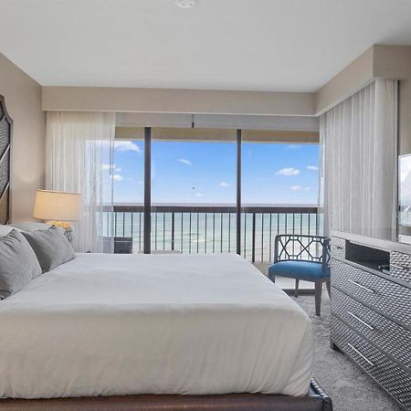 Luxury Oceanfront 2 Bedroom Apartment At Waikiki Beach Tower Honolulu Exteriér fotografie
