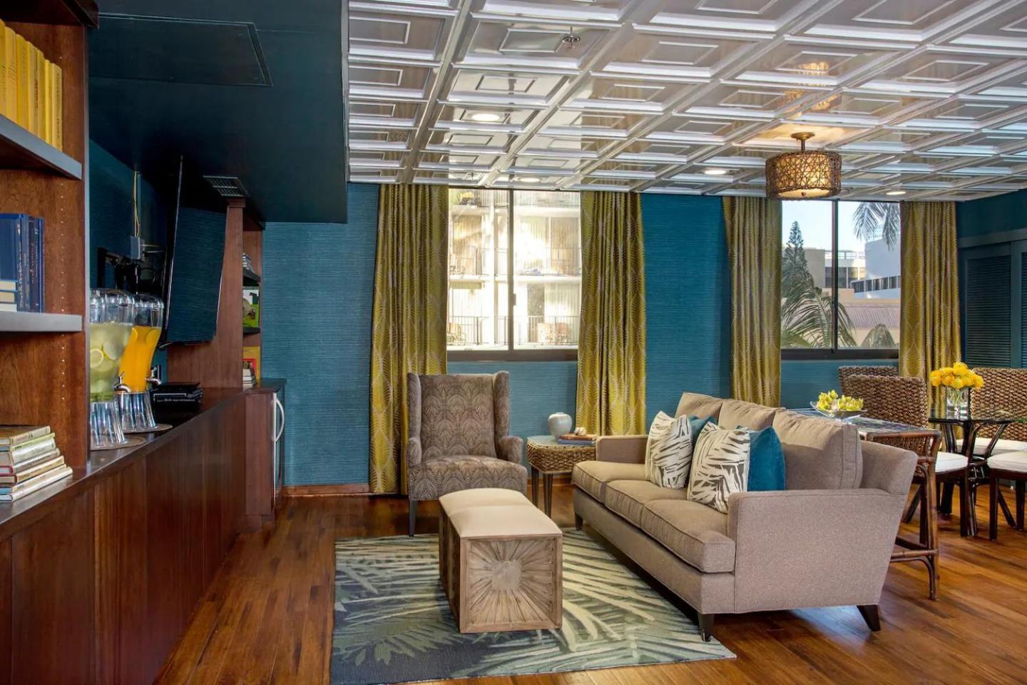 Luxury Oceanfront 2 Bedroom Apartment At Waikiki Beach Tower Honolulu Exteriér fotografie